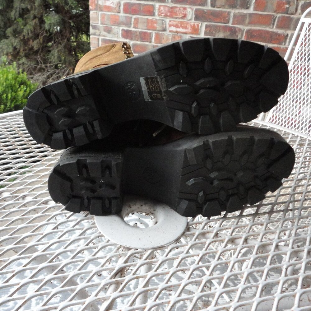 MICHAEL KORS "Khloe" Brown Suede Chunky Combat Boots with Gold Trim Size 7.5 - Picture 8 of 9